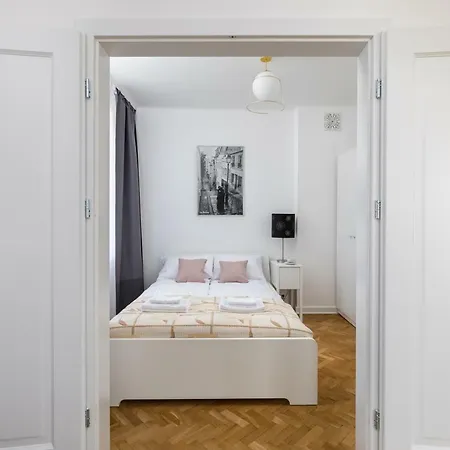Rent Like - Gorskiego 1 Ii * 华沙